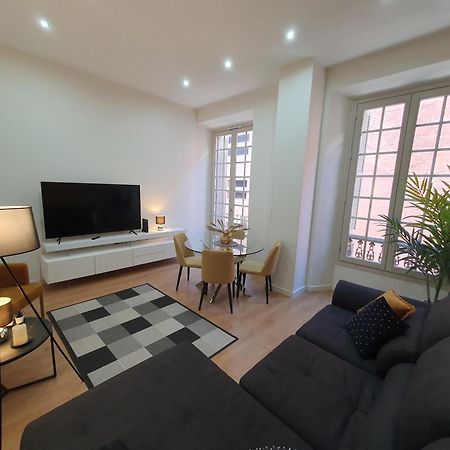 Beautiful Historic Center Apt! Málaga Exteriör bild