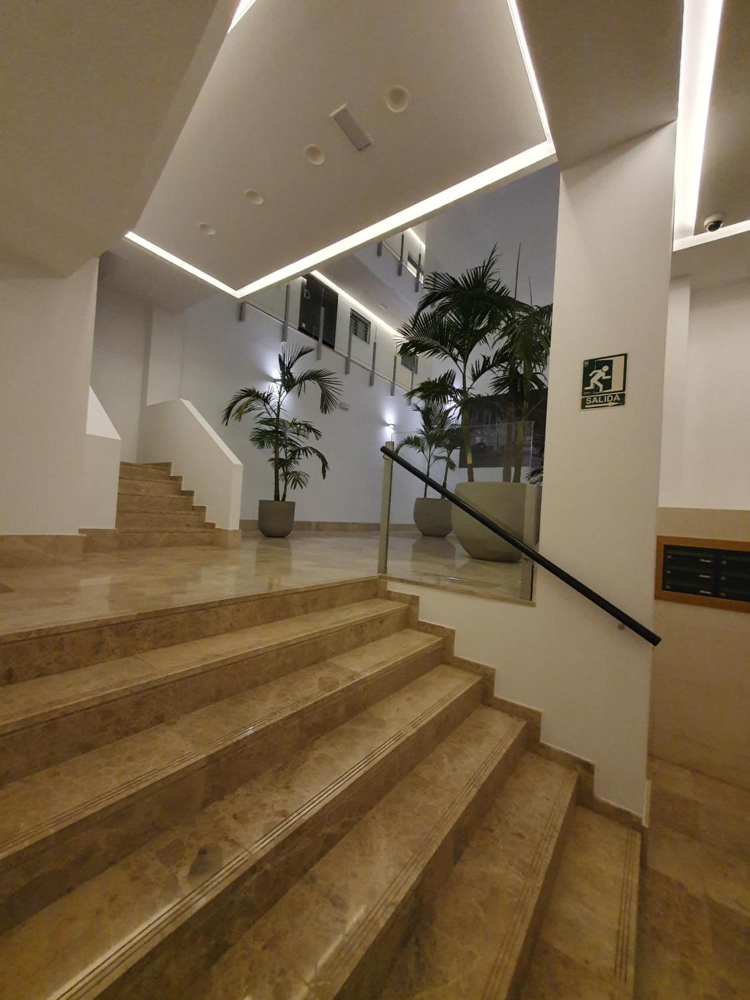 Beautiful Historic Center Apt! Málaga Exteriör bild