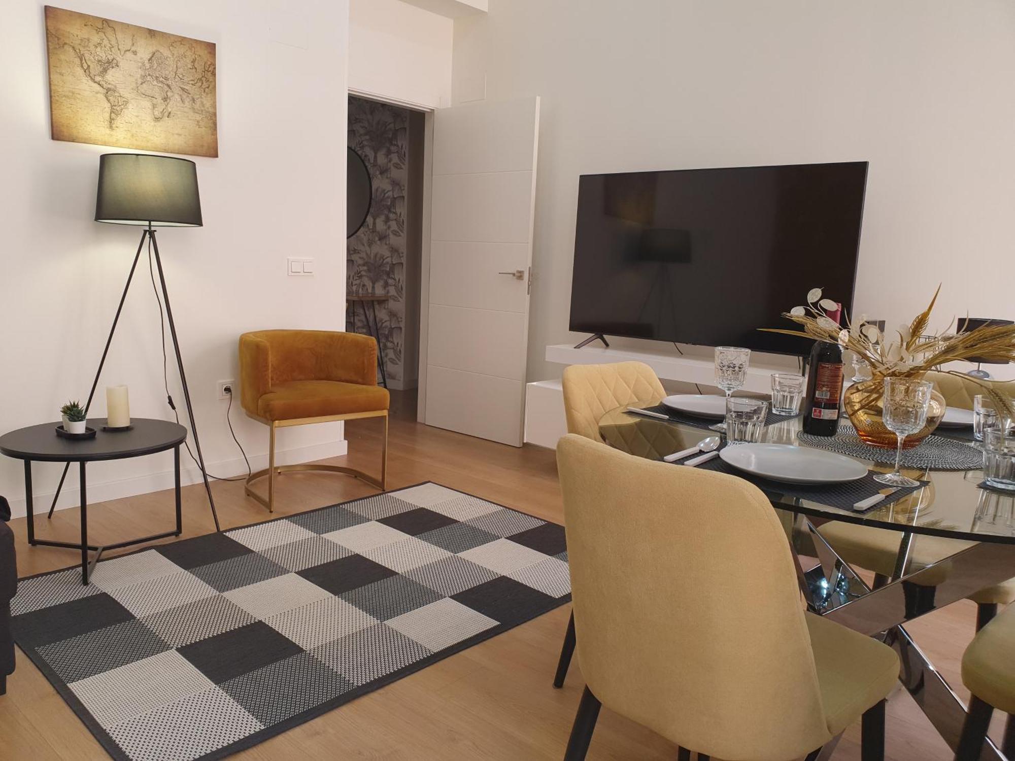 Beautiful Historic Center Apt! Málaga Exteriör bild