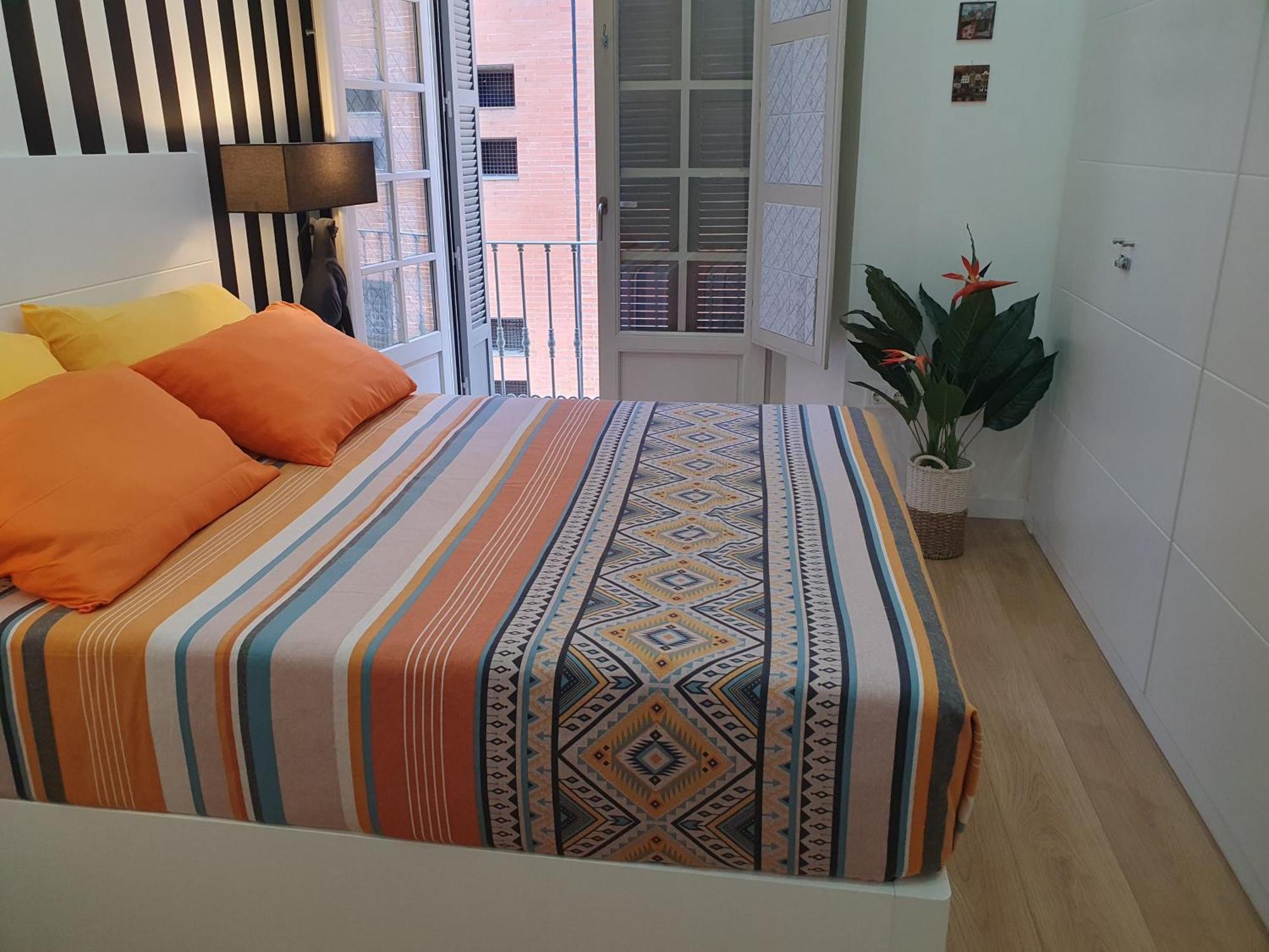 Beautiful Historic Center Apt! Málaga Exteriör bild